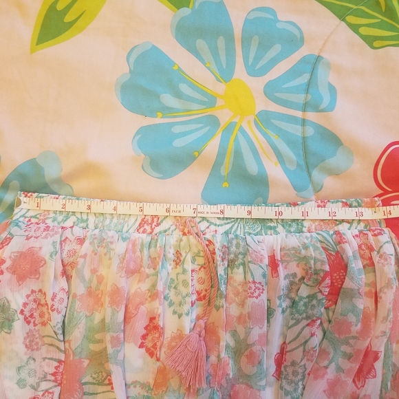 Shorts with Skirt - Picture 6 of 6